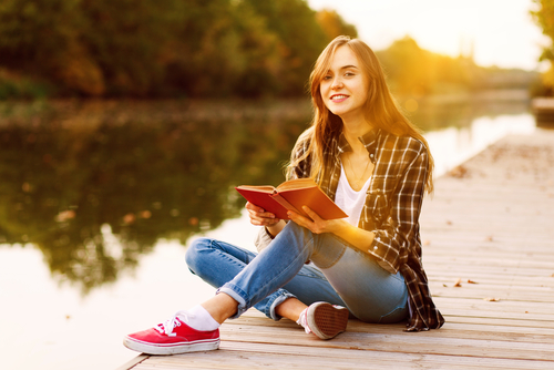 Girl dreaming of her best fit college